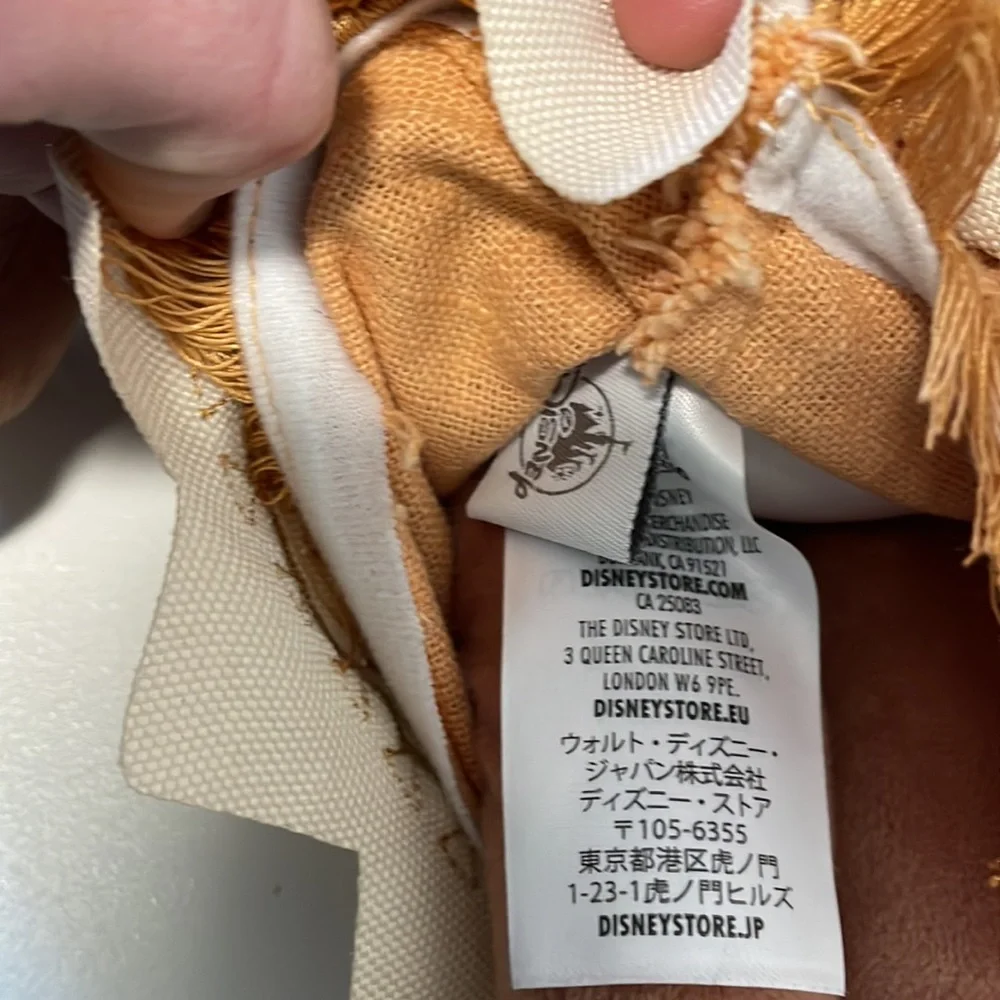 🍀Sale 4/$20 Disney Store Teenage Moana Doll - Picture 5 of 5